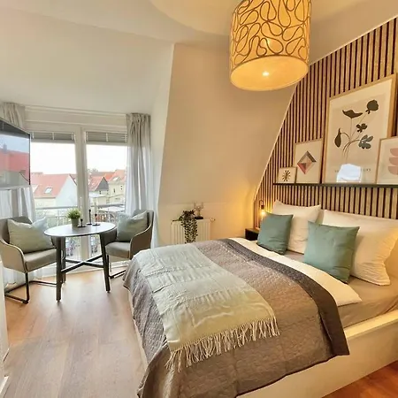 Mini-Apartment In Zentraler Lage Zwenkau Extérieur photo